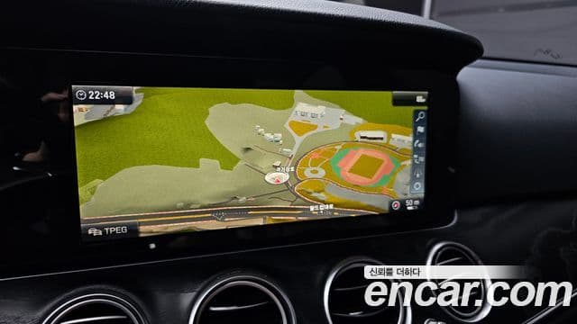 Mercedes-Benz E-Class 2018 — Şəkil 14/20