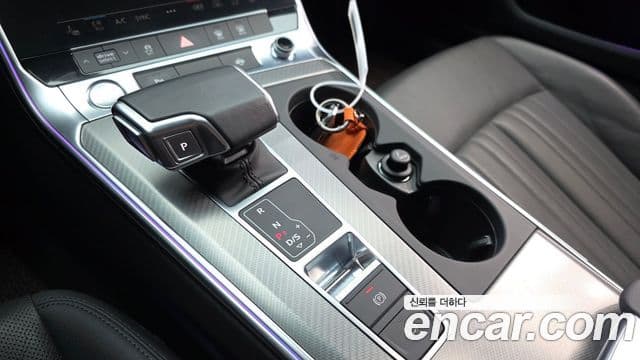 Audi A6 2020 — ფოტო 9/20