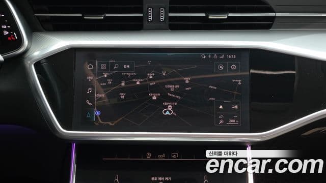 Audi A6 2020 — ფოტო 15/20