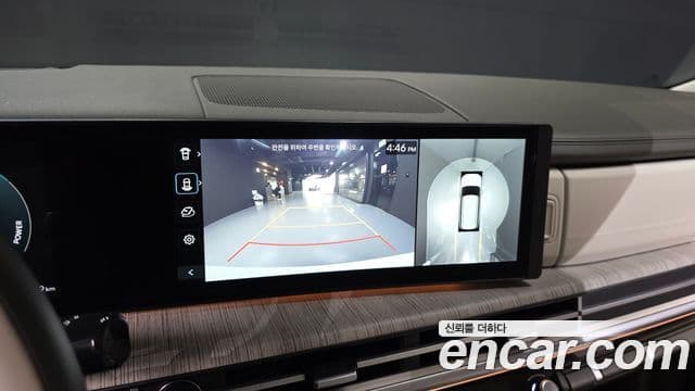 Hyundai Santa Fe 2023 — фото 15 из 20