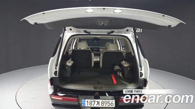 Hyundai Santa Fe 2023 — фото 20 из 20