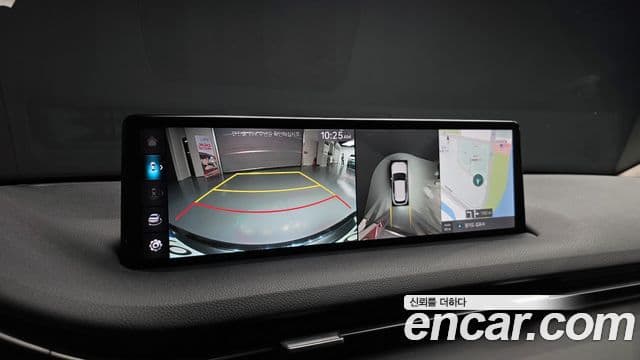 Genesis GV70 2021 — ფოტო 15/20