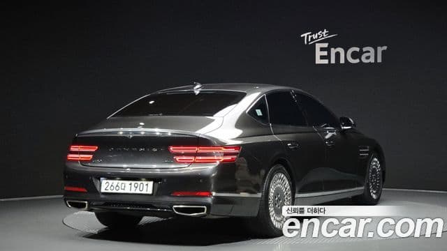 Genesis Electrified G80 2023 — ფოტო 2/20