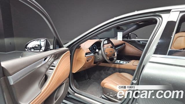 Genesis Electrified G80 2023 — ფოტო 10/20