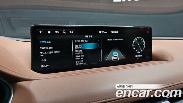 Genesis Electrified G80 2023 — ფოტო 15/20