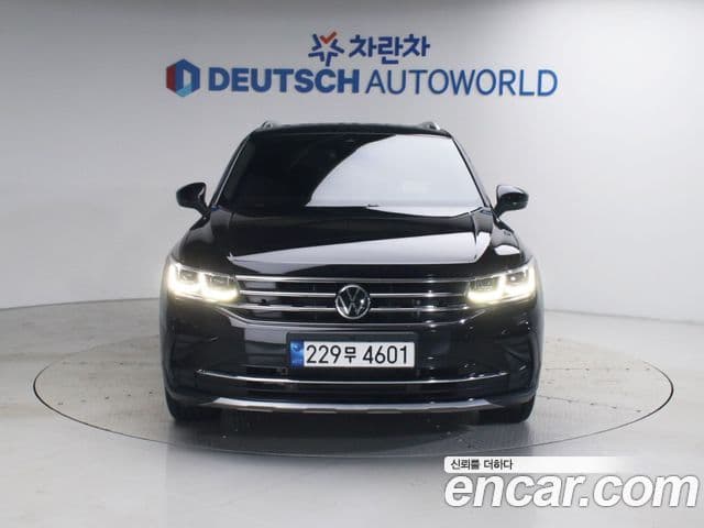 Volkswagen Tiguan 2022 — ფოტო 3/20