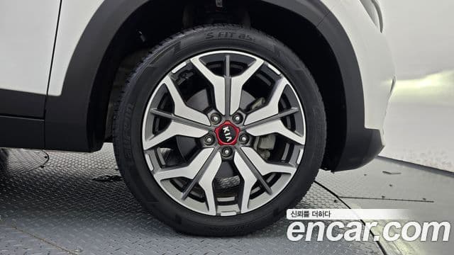 Kia Seltos 2019 — Photo 15/35
