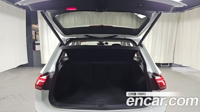 Volkswagen Tiguan 2022 — Şəkil 20/20