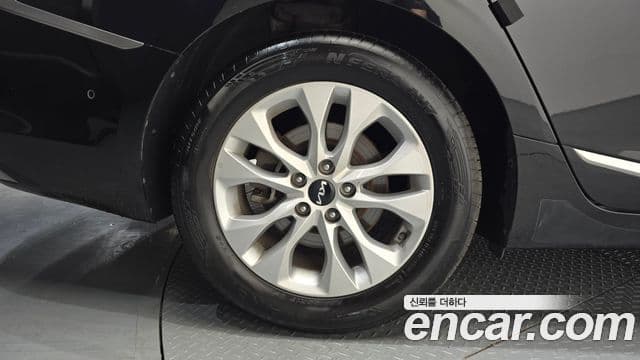 Kia K8 2023 — Şəkil 5/20