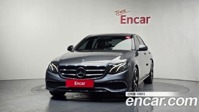 Mercedes-Benz E-Class 2020 — Фото 2/20