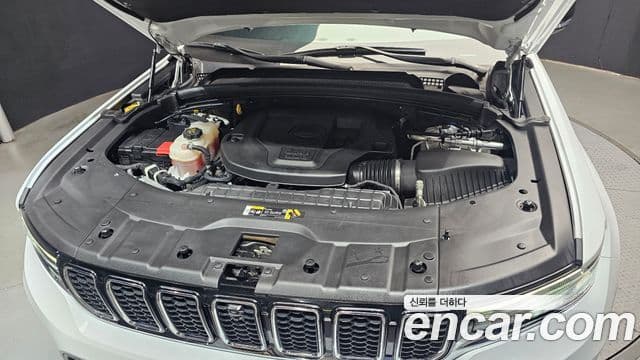 Jeep Grand Cherokee 2022 — Şəkil 6/20