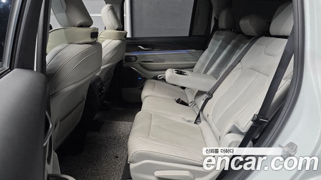 Jeep Grand Cherokee 2022 — Şəkil 12/20