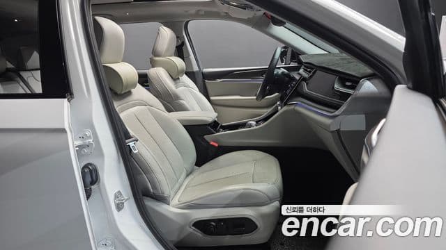 Jeep Grand Cherokee 2022 — Photo 12/31
