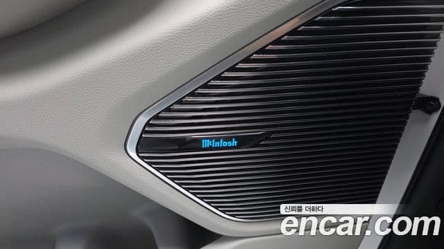 Jeep Grand Cherokee 2022 — Photo 16/31