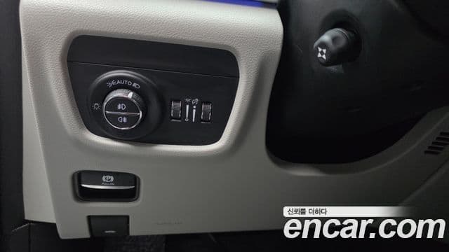 Jeep Grand Cherokee 2022 — Photo 7/31