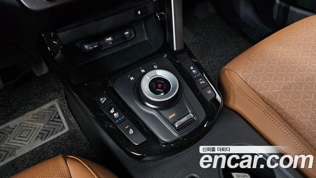 Kia Seltos 2024 — фото 9 из 20