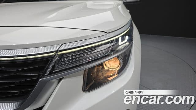 Kia Seltos 2020 — Photo 27/32