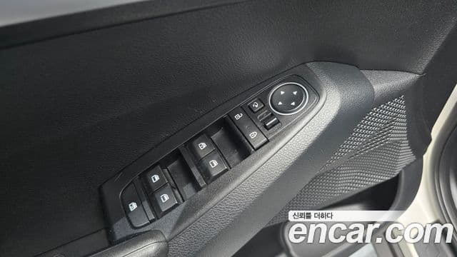 Kia Seltos 2020 — Photo 16/32