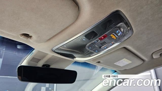 Genesis G80 2023 — Photo 19/35