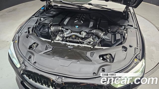 BMW 8 Series 2022 — фото 6 из 20