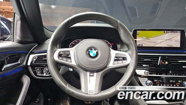 BMW 5 Series 2020 — Фото 13/20