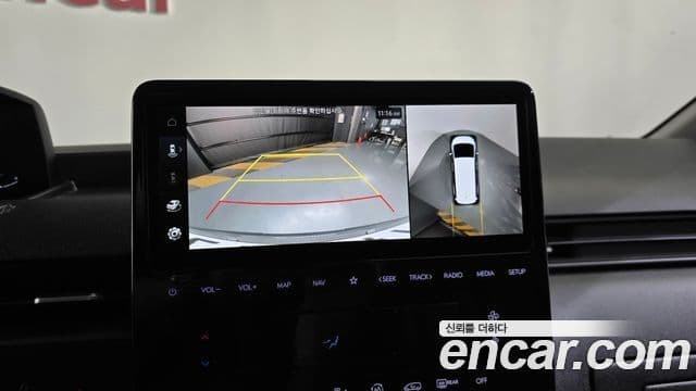 Hyundai Staria 2023 — фото 17 из 20