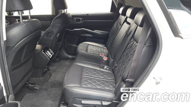 Kia Sorento 2022 — Фото 11/20
