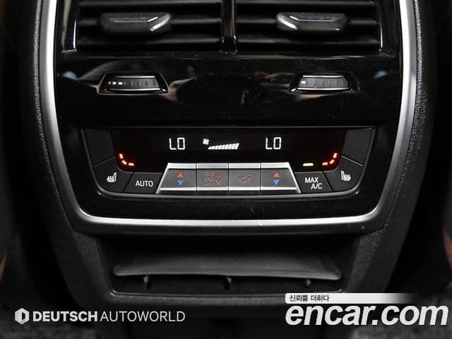 BMW X5 2020 — ფოტო 16/20