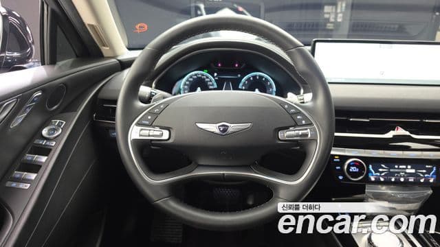 Genesis Electrified G80 2023 — Şəkil 13/20