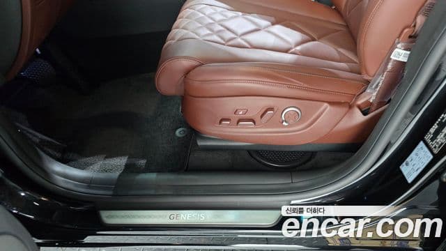 Genesis GV80 2024 — Photo 33/37