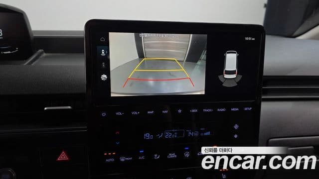 Hyundai Staria 2022 — ფოტო 16/20