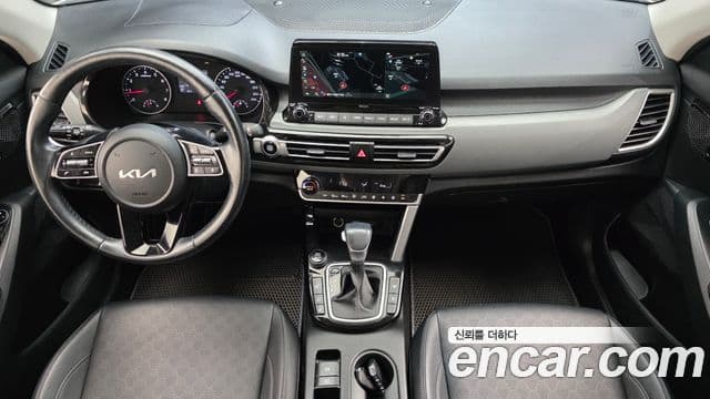 Kia Seltos 2021 — ფოტო 7/20