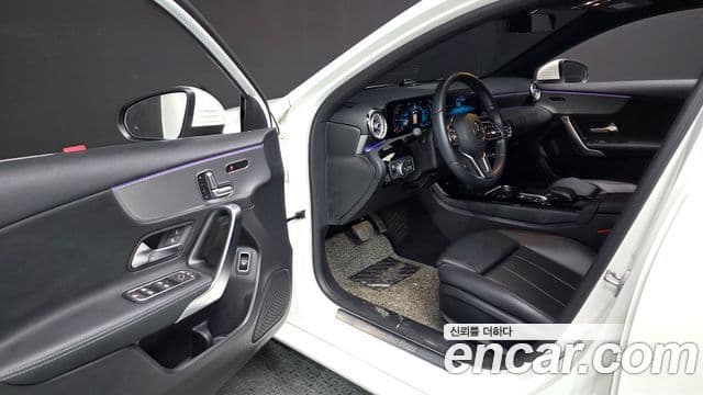 Mercedes-Benz A-Class 2021 — ფოტო 10/20