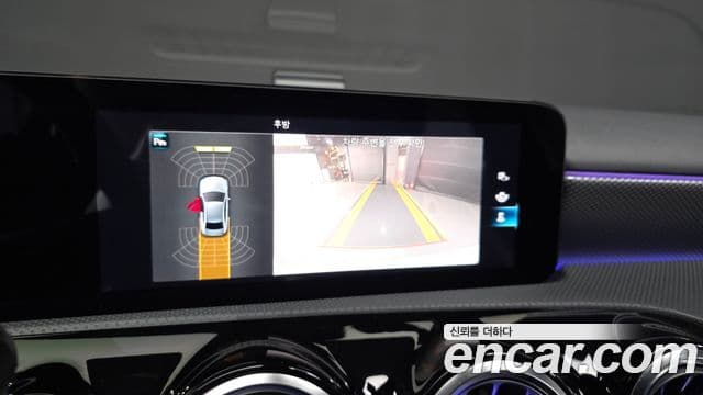 Mercedes-Benz A-Class 2021 — ფოტო 15/20