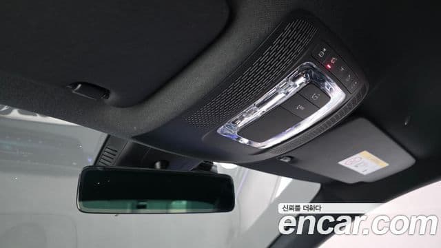 Mercedes-Benz A-Class 2021 — ფოტო 19/20
