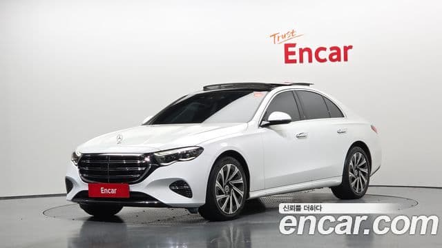 Mercedes-Benz E-Class 2024 — Şəkil 16/16