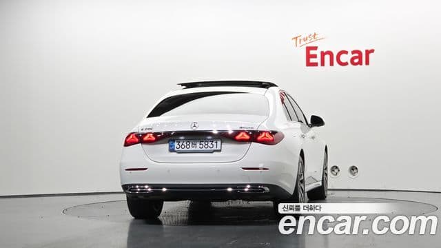 Mercedes-Benz E-Class 2024 — Şəkil 3/16
