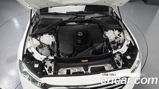 Mercedes-Benz E-Class 2024 — Şəkil 5/16