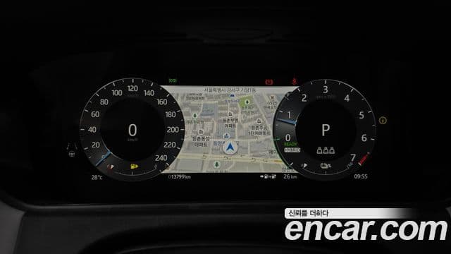 Land Rover Range Rover Velar 2024 — Şəkil 7/20