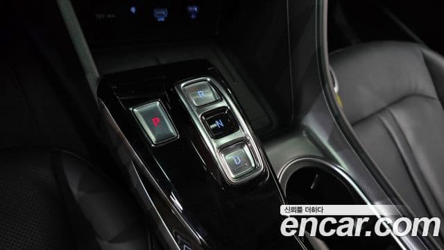 Hyundai Sonata 2022 — ფოტო 8/20