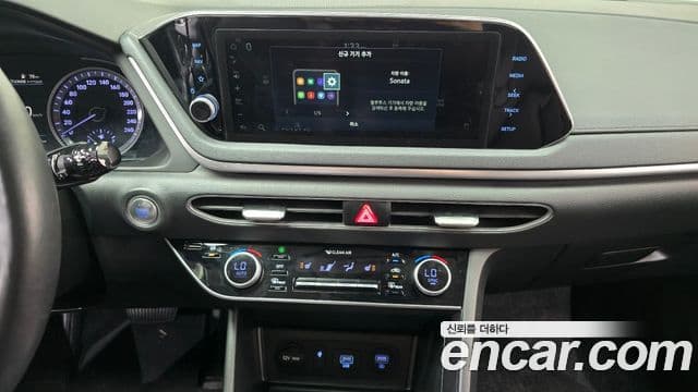 Hyundai Sonata 2022 — ფოტო 14/20