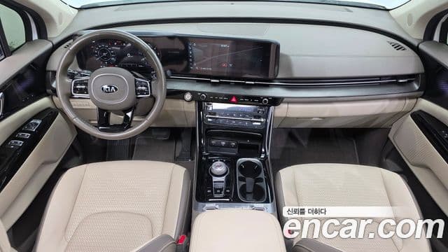 Kia Carnival 2020 — фото 7 из 20