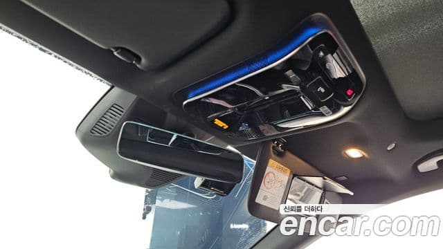 Mercedes-Benz E-Class 2026 — Photo 34/37