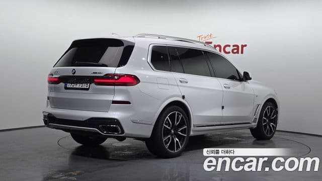 BMW X7 2022 — Şəkil 2/31