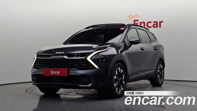 Kia Sportage 2022 — Фото 1/20