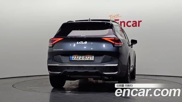 Kia Sportage 2022 — Фото 4/20