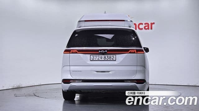 Kia Carnival 2022 — Фото 4/20