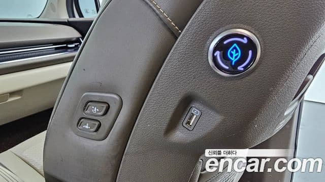 Kia Carnival 2022 — Фото 17/20
