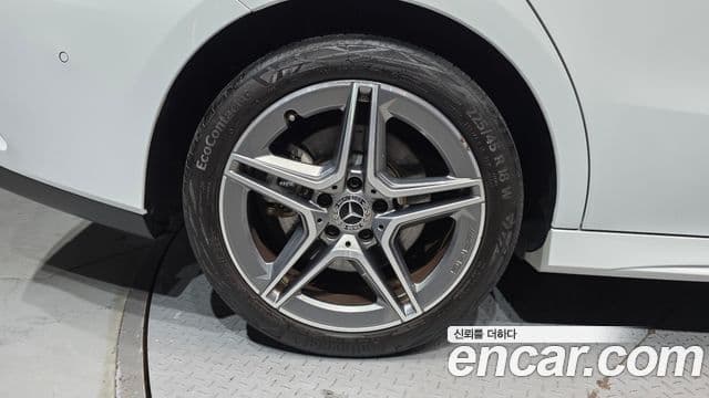 Mercedes-Benz CLA-Class 2024 — Photo 30/31