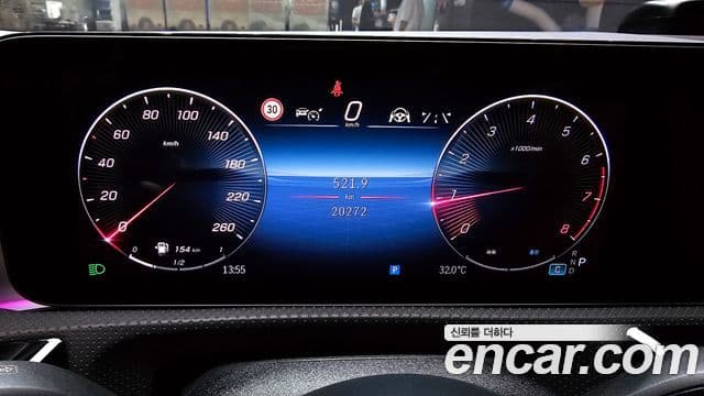 Mercedes-Benz CLA-Class 2024 — Photo 29/31
